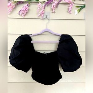 Zara cropped puffy sleeves top size S